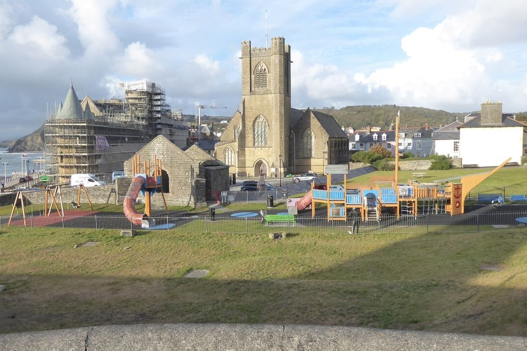 St. Michael's Church-阿伯里斯特威斯必去景点