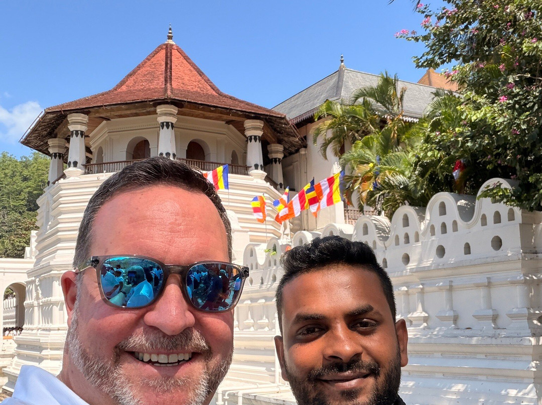 Lanka Tour Driver-Hingurakgoda必去景点