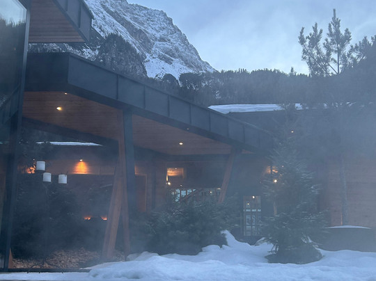 米拉蒙提酒店主图