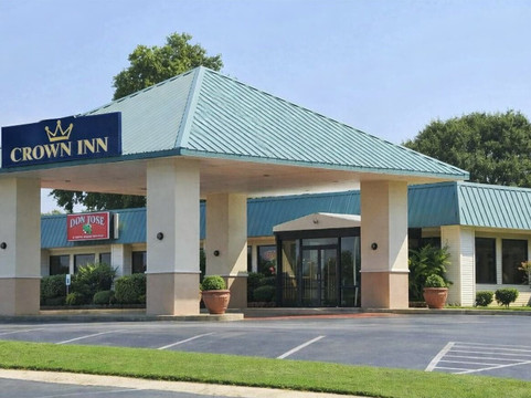 Crown Inn Forrest City