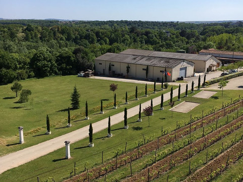 Cognac Chollet-Boutiers-Saint-Trojan必去景点