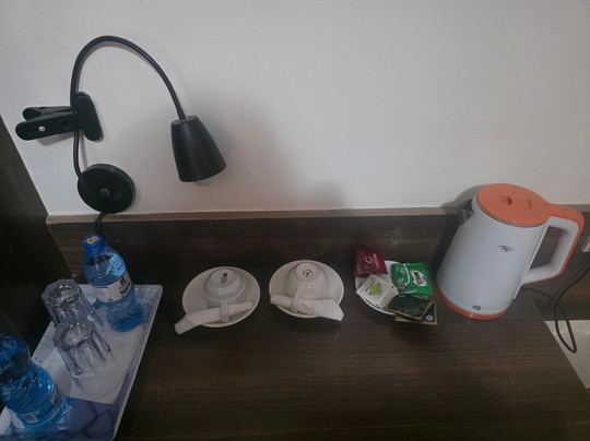 Buraha Zenoni Hotel and Resort主图