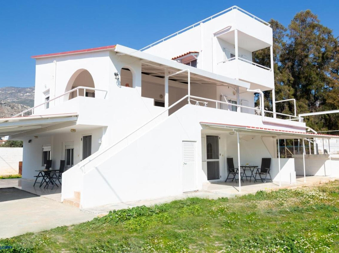Kineta Seaside Summer Apartments
