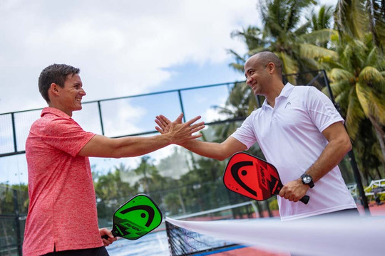 巨浪桑德拉尼度假及水疗酒店主图