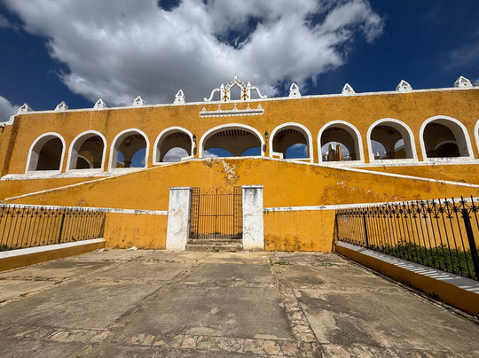 Lawson's Original Yucatan Excursions-Progreso必去景点