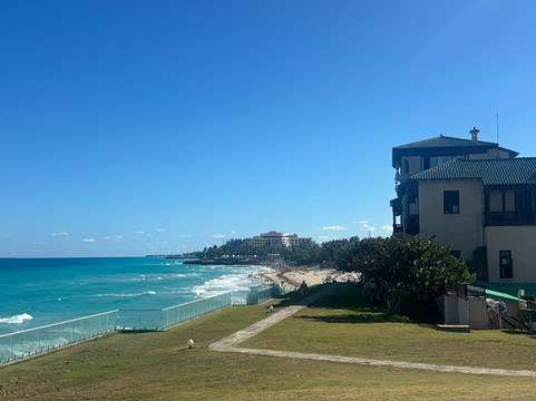 瓦拉德罗高尔夫俱乐部-巴拉德罗必去景点