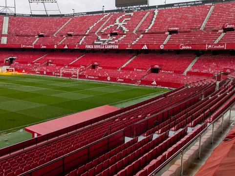 Estadio Ramon Sanchez-Pizjuan-塞维利亚必去景点