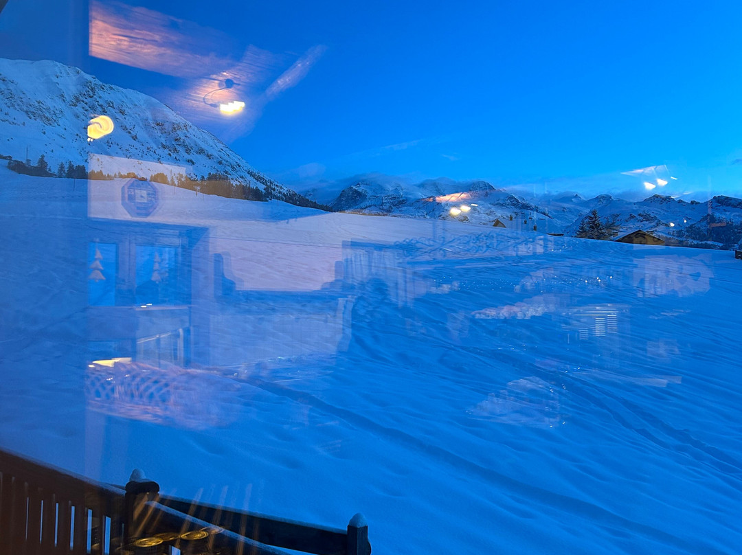 小王子酒店主图