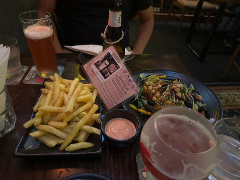 Lagom Café - Belgian Beer & Coffee Lounge