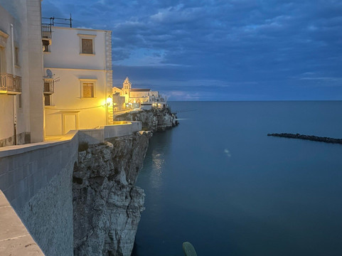 Vieste Promenade-维耶斯泰必去景点