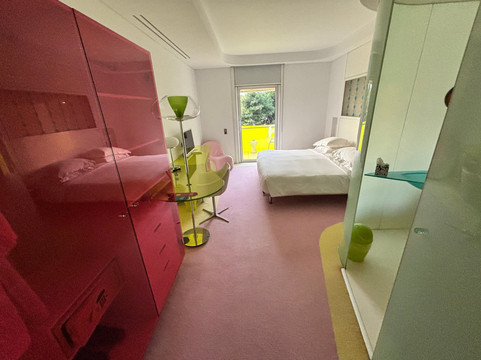 塞米勒米斯酒店主图