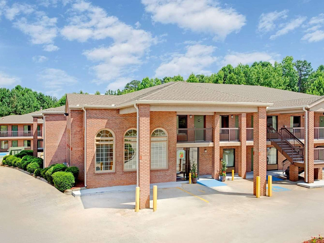Acworth酒店住宿-Super 8 by Wyndham Acworth/Atlanta Area
