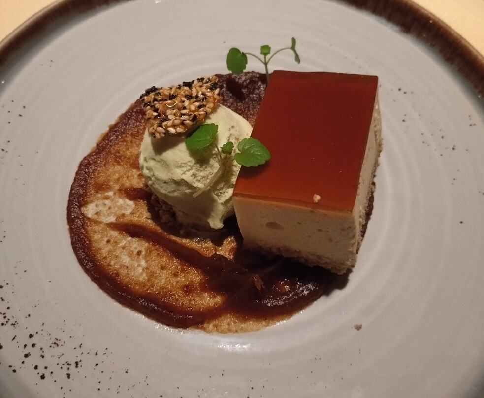 拉特百德酒店主图