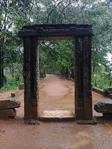 Nalanda Gedige-Matale必去景点