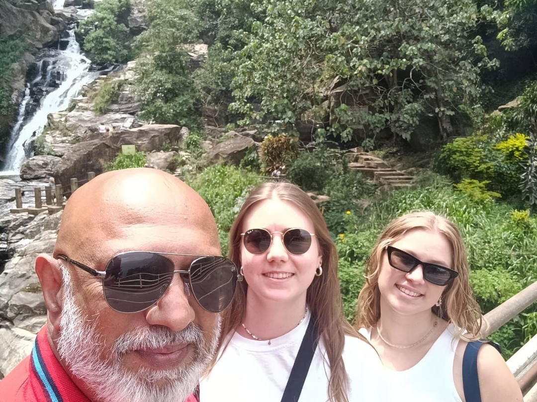 Travel With Asanka-康提必去景点