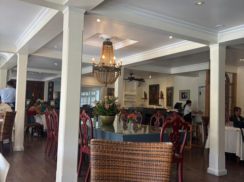 帕拉玛特酒店主图