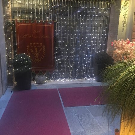 安提克庞特酒店主图