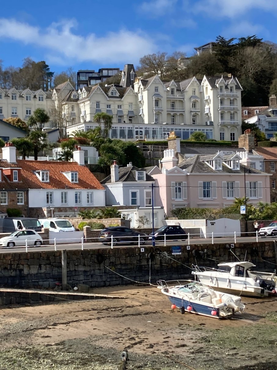 多兰萨莫维尔酒店-官方