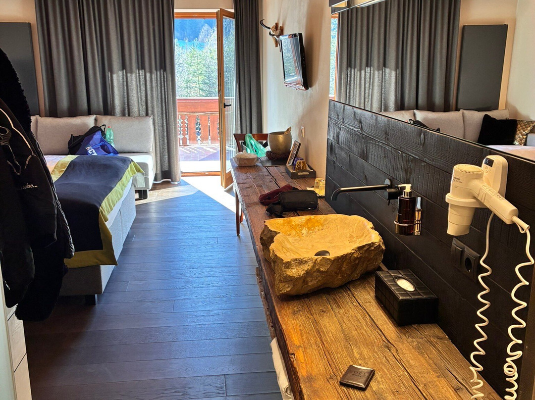 Hotel Edelweiss主图