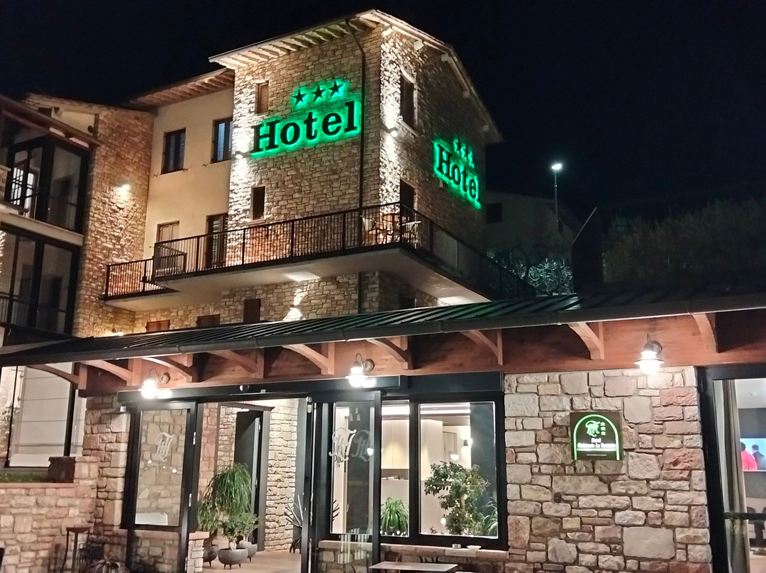 露台酒店餐厅主图