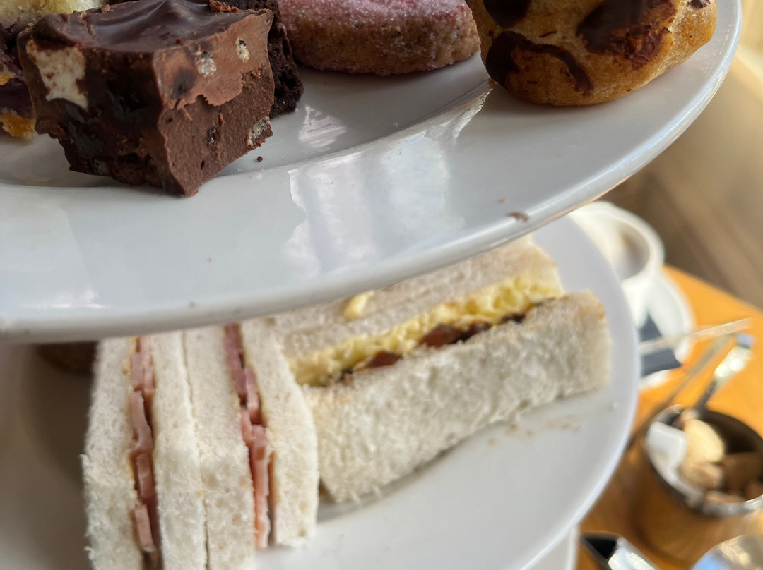 黛斯乡村酒店主图