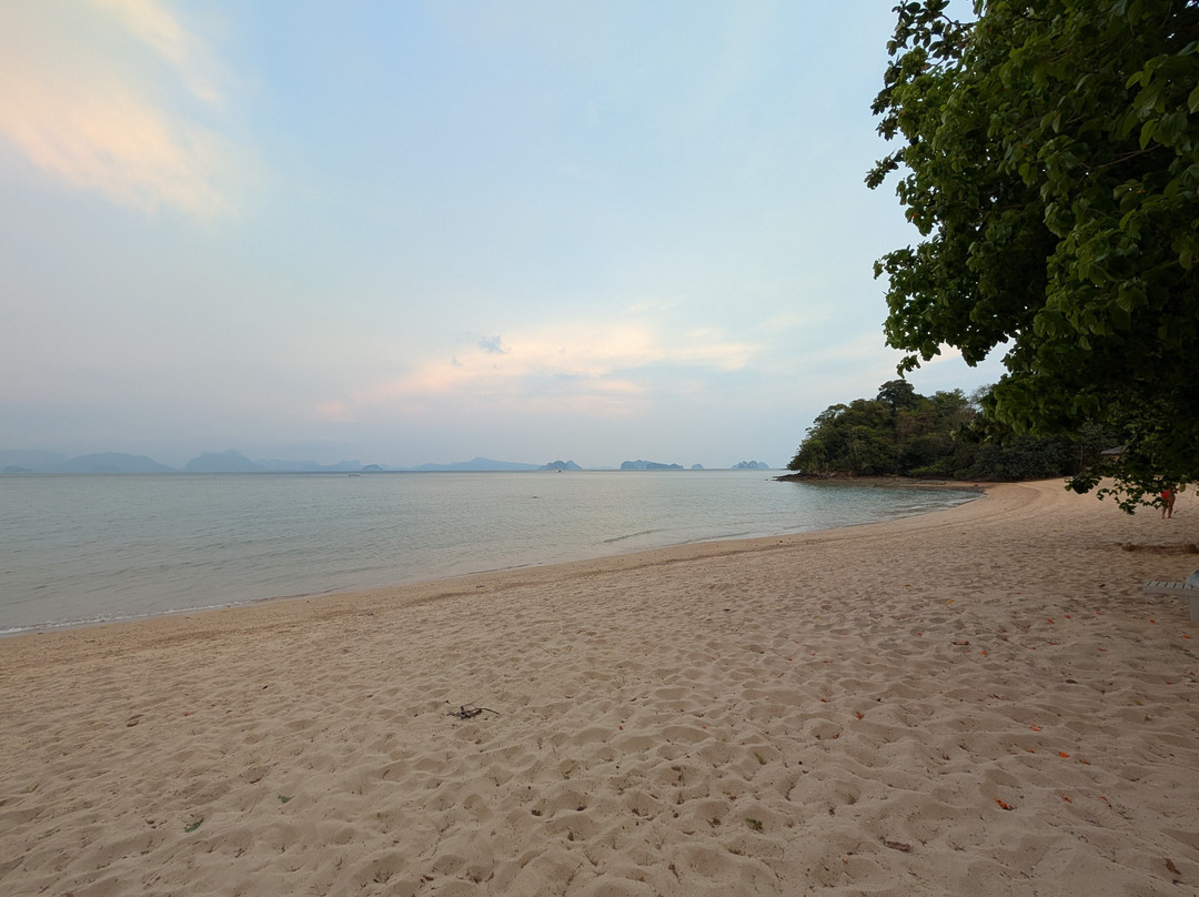 普吉阁遥岛天堂度假村主图