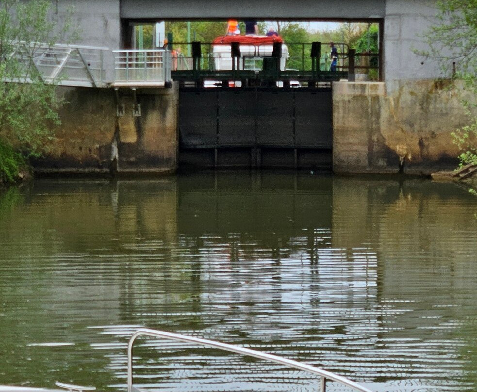 Le Boat - Branges-Branges必去景点