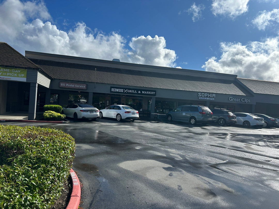Redwood Grill