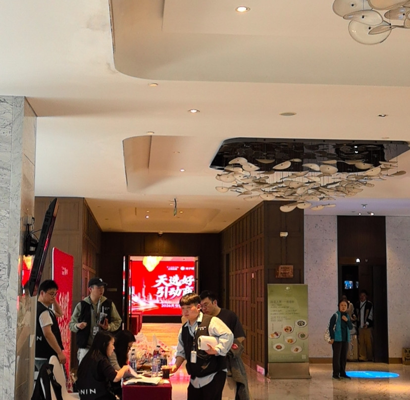 上海虹桥希尔顿逸林酒店主图
