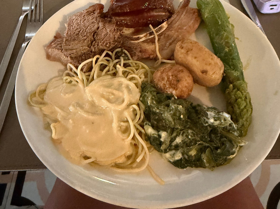 H10怀特精品套房酒店-仅限成人主图