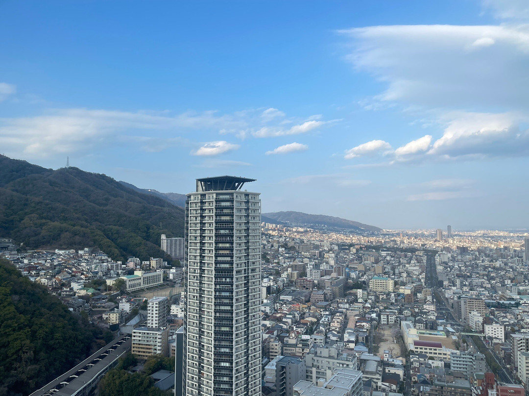 神户全日空皇冠假日酒店主图