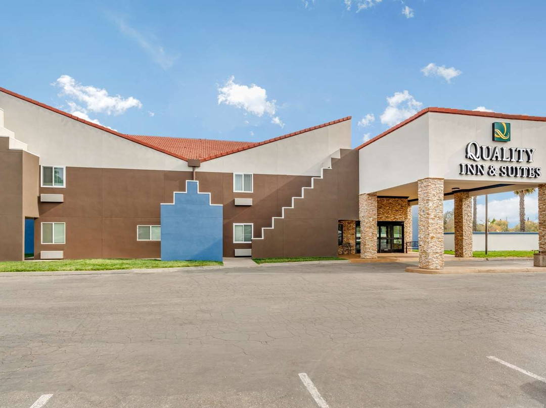 Dixon酒店住宿-Quality Inn & Suites