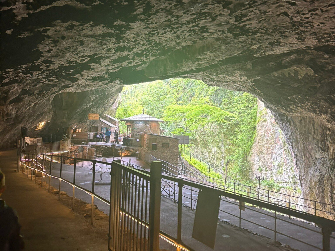 Peak Cavern-Castleton必去景点