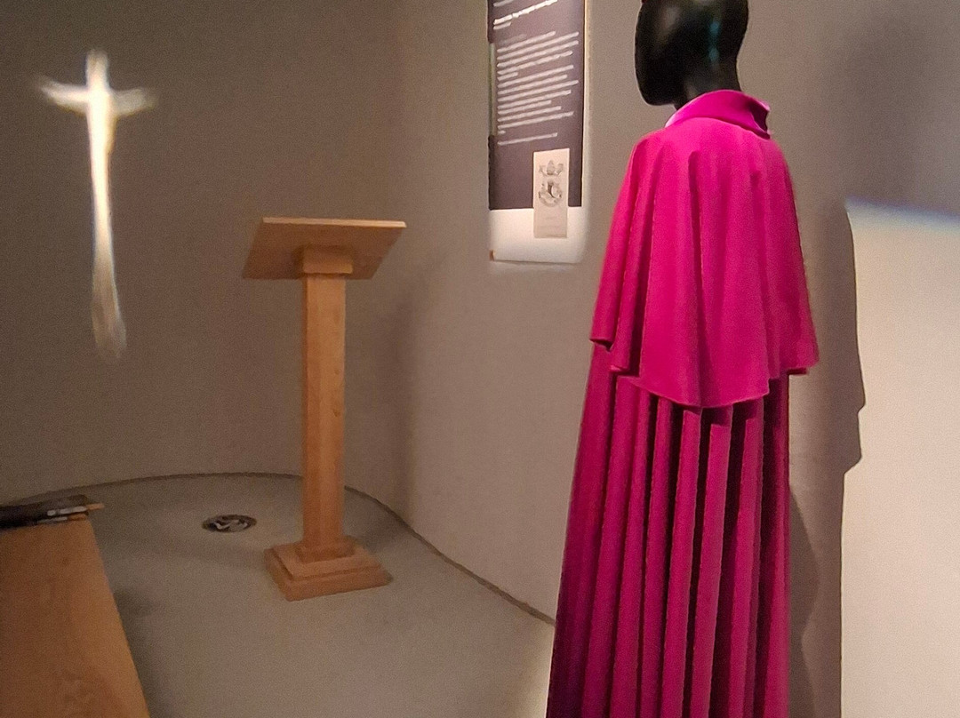 The Human Behind The Bars Prison Exhibition-维斯普雷姆必去景点