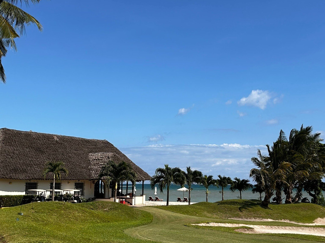 Sea Cliff Golf & Resort-桑给巴尔市必去景点