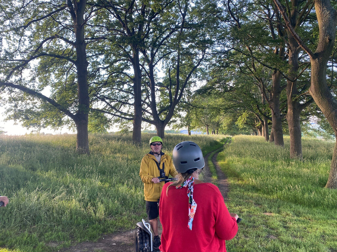 Leeds Castle Segway Tours-梅德斯通必去景点