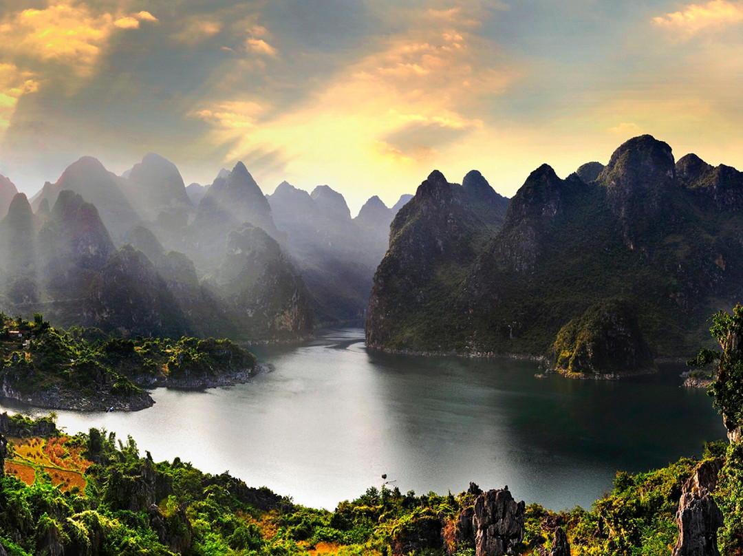 万峰湖景区-兴义市必去景点