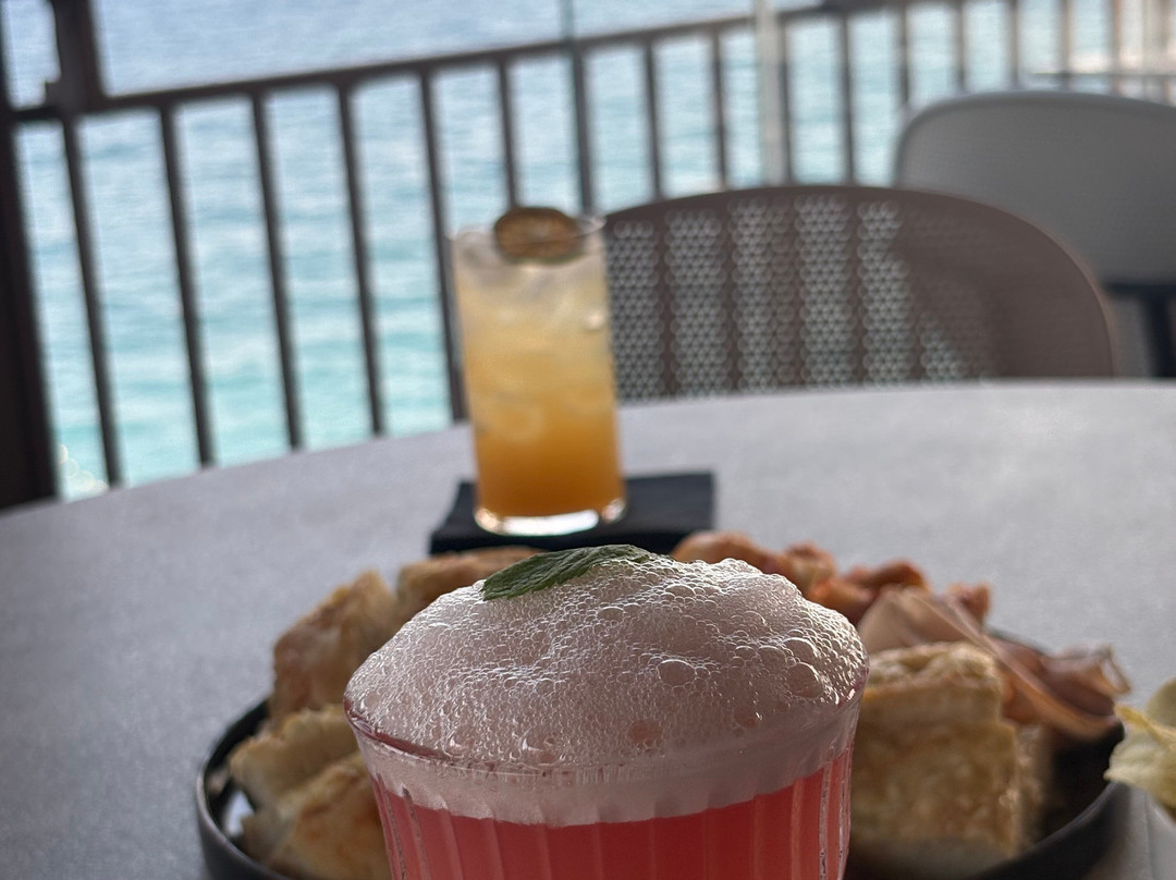 乔利罗杰酒店主图