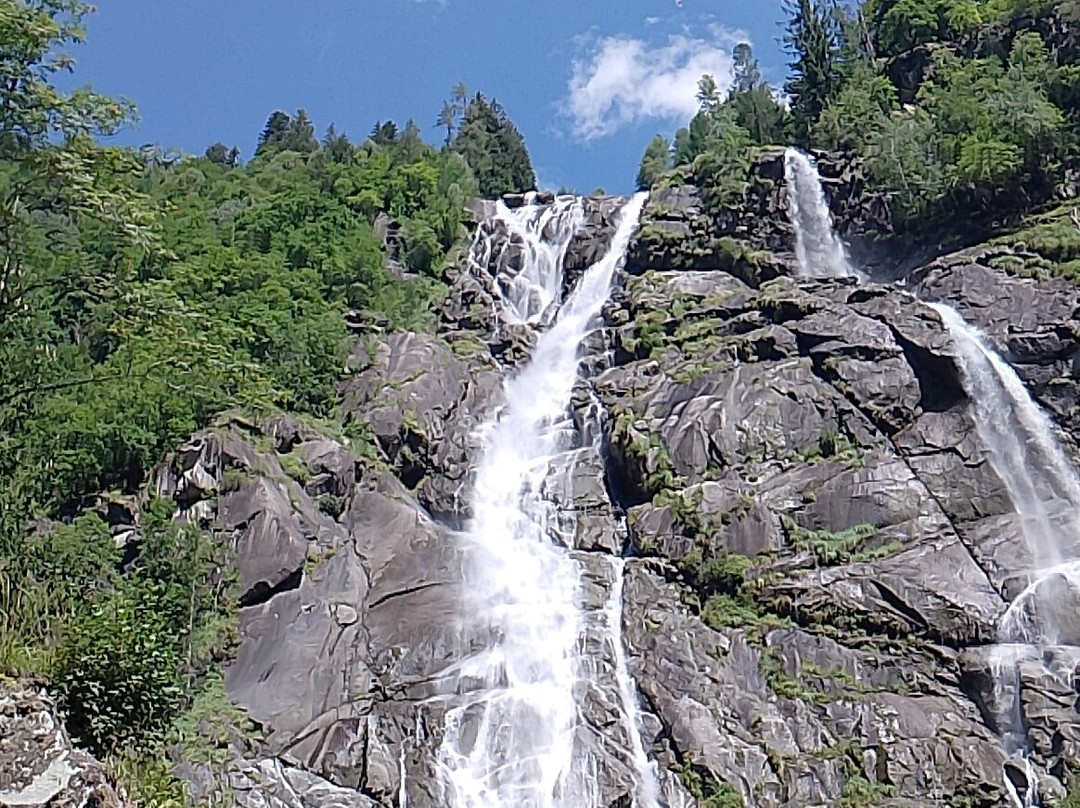 Nardis Waterfalls-Carisolo必去景点