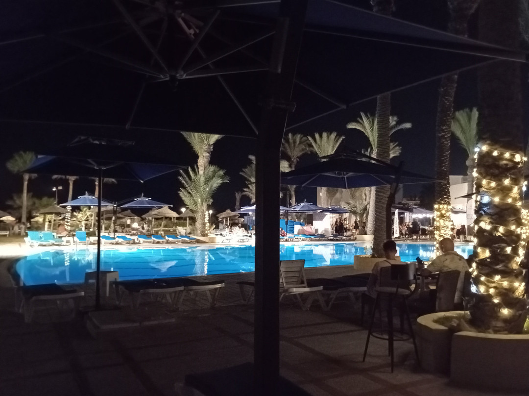 Hotel Al Jazira主图