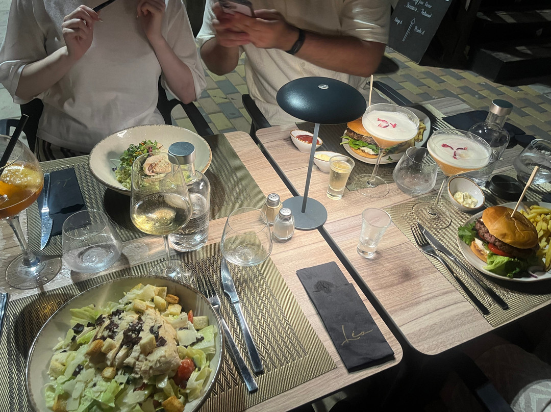 Léo Restaurant & Bar