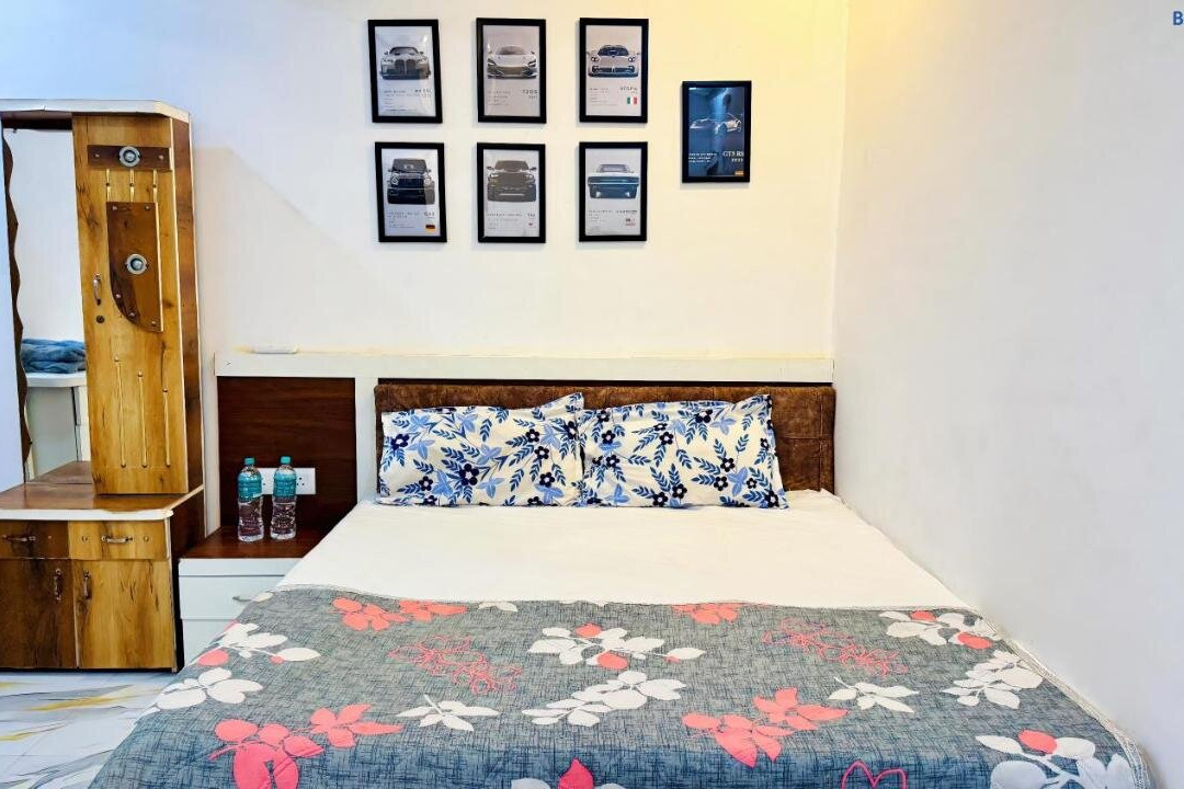 Hotel Pujari Palace