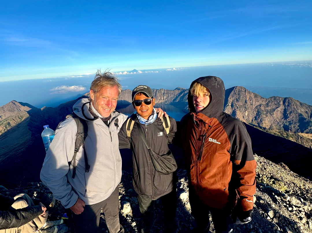 Antok Trekking - Mt.Rinjani Lombok Volcano-Senaru必去景点