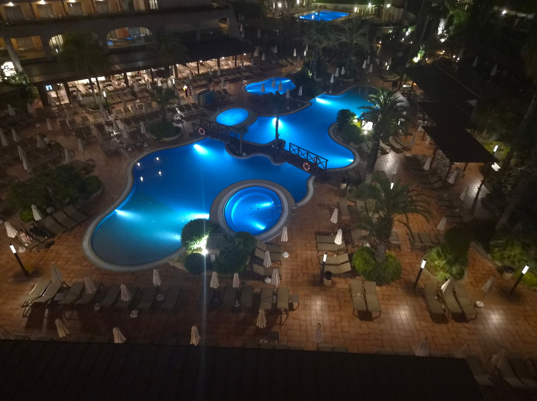 黄金海湾德托萨水疗4星高级酒店主图