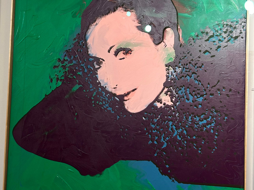 Collezione Cerruti-里沃利必去景点