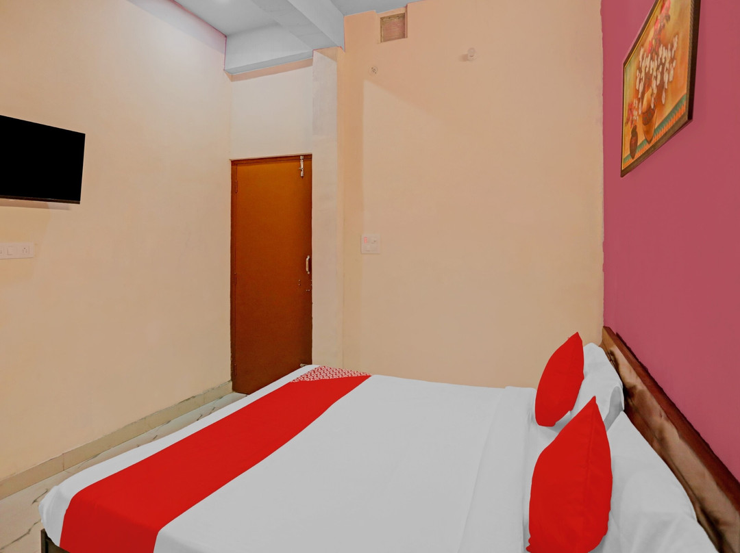 Hotel O Golden Crist Inn Hotel