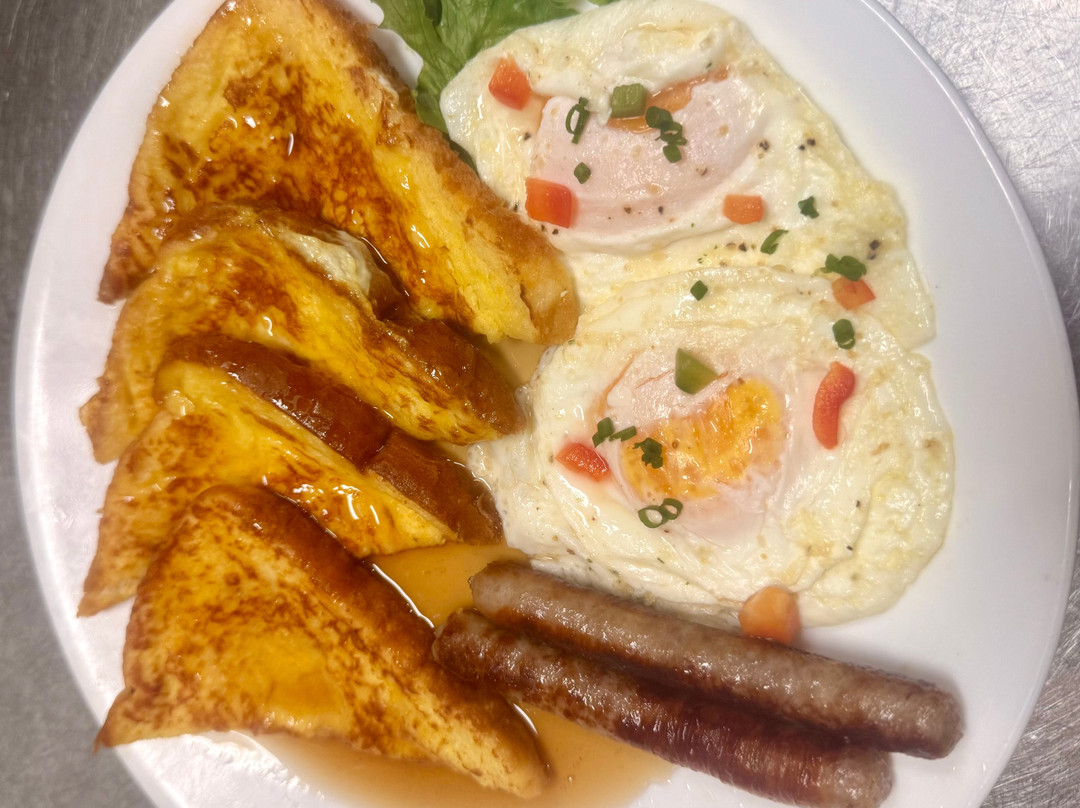 Paz Pub & Grill