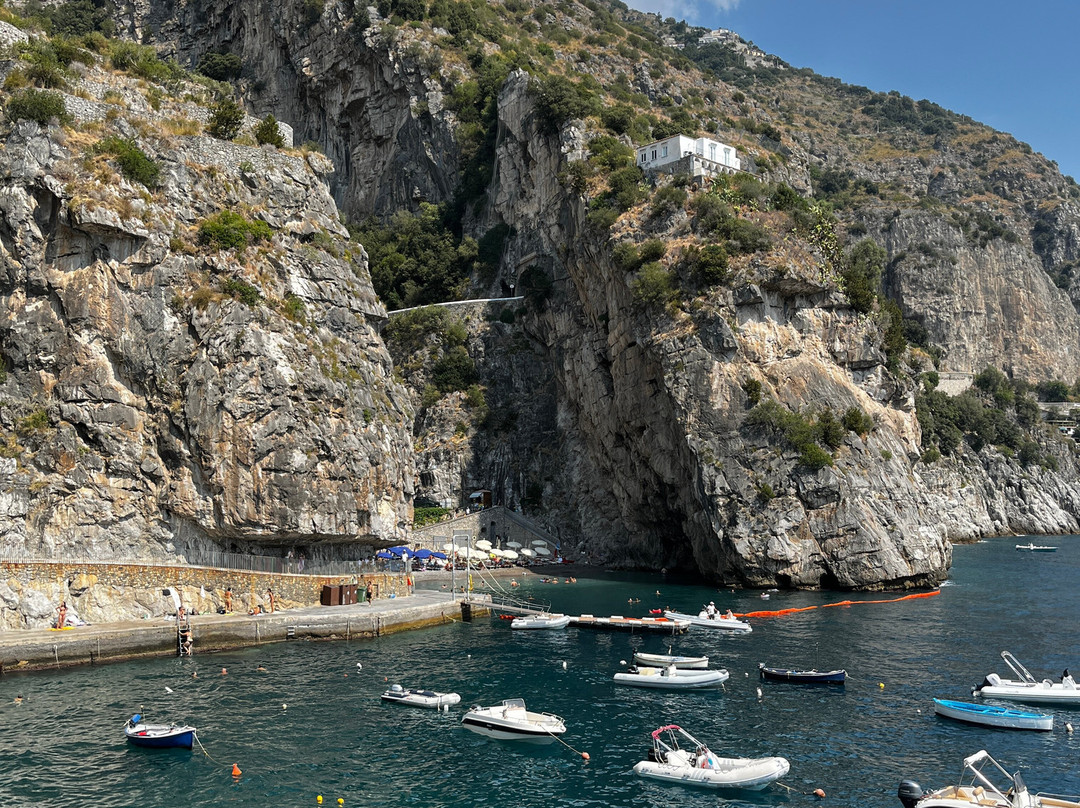 Marina di Praia Beach-普莱亚诺必去景点