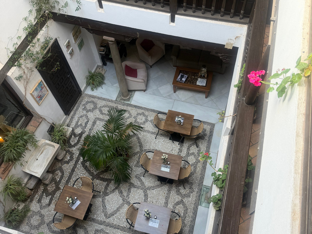 卡萨德卡皮特那萨利酒店主图