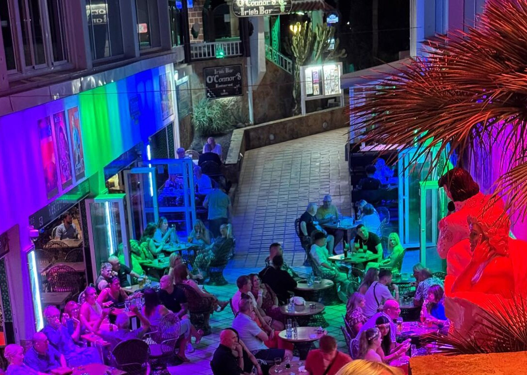 PIERO’S MUSIC CAFÉ & RESTAURANT ​-Caleta de Fuste必去景点